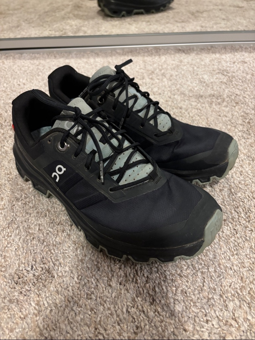 On Running cloudventure black/cobble running shoes 8.5